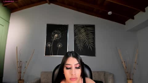 Snapshot of leahlombardi_ chatting on 09-19-25, 03:19 leahlombardi_ online show from 09-19-25, 03:19