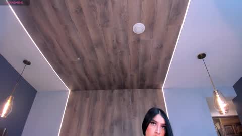 Snapshot of leahlombardi_ chatting on 10-11-25, 03:39 leahlombardi_ online show from 10-11-25, 03:39