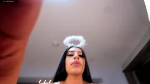 Snapshot of leahlombardi_ chatting on 10-30-25, 03:19 leahlombardi_ online show from 10-30-25, 03:19