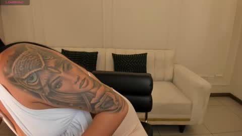 leahnovac online show from 11-25-25, 10:59