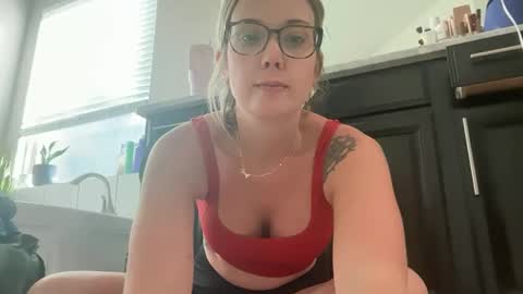 leanneluxecouple online show from 09-21-25, 01:46