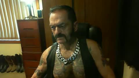 leathergreaser online show from 12-23-24, 07:52