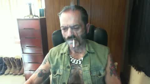 leathergreaser online show from 02-24-25, 05:33