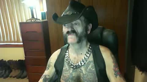 leathergreaser online show from 09-27-25, 08:36