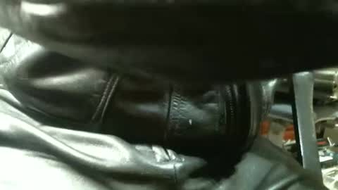 Leathermotocross online show from 12-18-25, 04:57