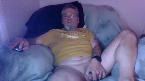 Snapshot of lebranleur71 chatting on 02-15-25, 10:52 lesbranleur71 online show from 02-15-25, 10:52