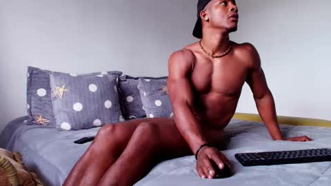 Snapshot of lebron_black_ chatting on 02-21-26, 04:52 Lebron online show from 02-21-26, 04:52