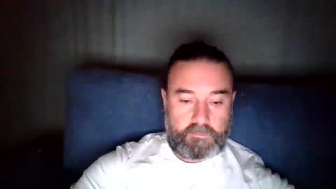 lecheare28 online show from 11-18-25, 06:12