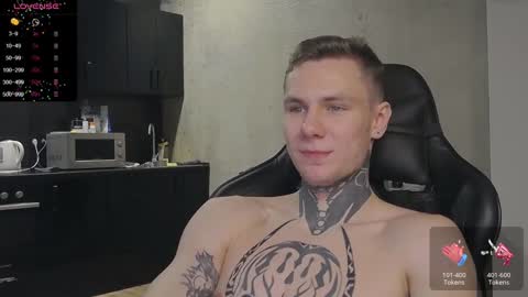 Snapshot of lechery_boy chatting on 12-19-24, 12:23 Lechery boy online show from 12-19-24, 12:23