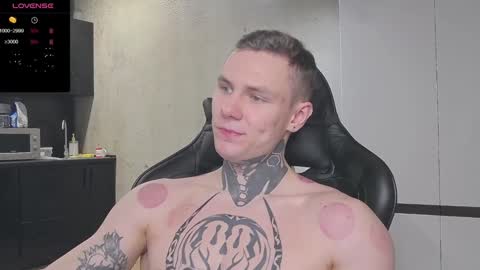 Snapshot of lechery_boy chatting on 01-23-25, 07:40 Lechery boy online show from 01-23-25, 07:40