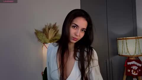 Snapshot of leeannepizzini chatting on 01-16-26, 06:17 Jasmine online show from 01-16-26, 06:17