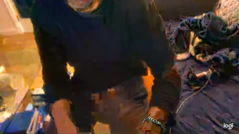 Snapshot of leeguy_hugedick chatting on 09-25-25, 10:24 Ebony DeafGuy online show from 09-25-25, 10:24