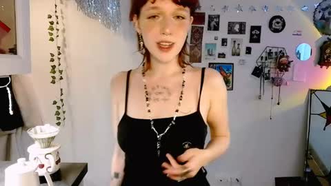 leelooyolo online show from 04-17-26, 03:48