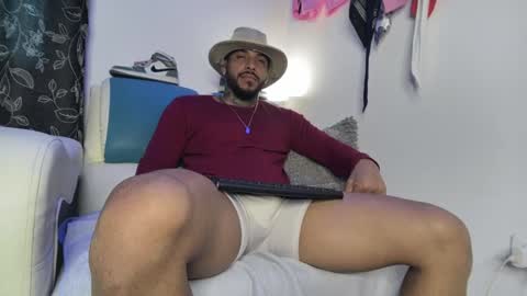 leenar_key online show from 02-03-25, 02:45