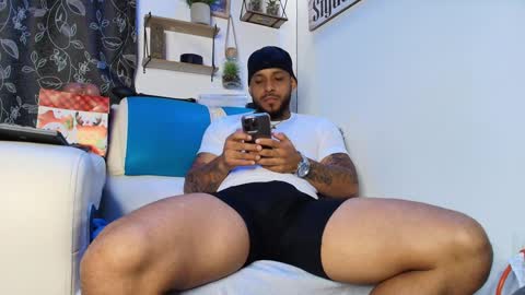 leenar_key online show from 09-19-25, 12:02