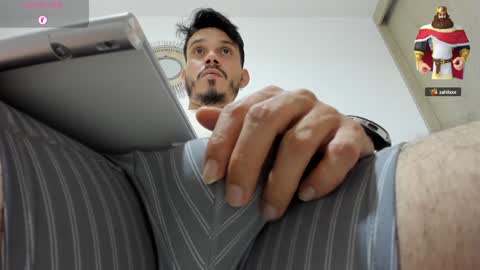 Alejandro online show from 12-19-24, 03:40