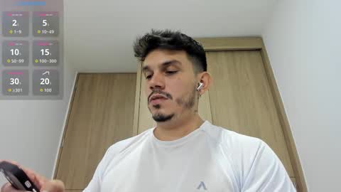 Alejandro online show from 10-24-25, 11:01