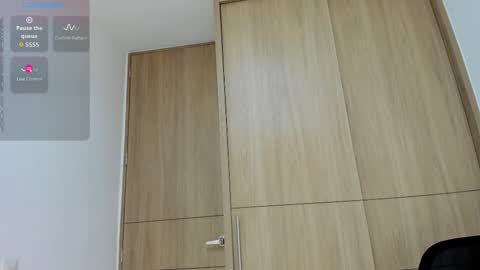 Alejandro online show from 11-25-25, 12:38