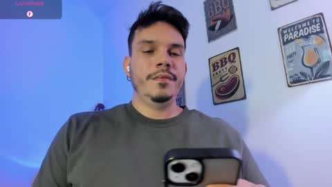 Alejandro online show from 02-06-26, 01:43