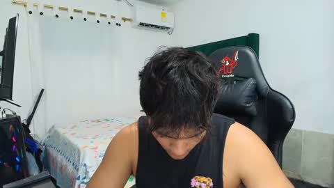  Lei  online show from 11-18-25, 01:11