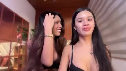 Snapshot of leiah_goddessx chatting on 06-09-26, 04:57 Leiah online show from 06-09-26, 04:57
