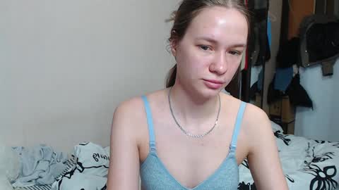 leila_bambi online show from 12-23-24, 01:08