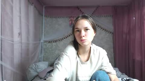 leila_bambi_ online show from 11-22-25, 12:15