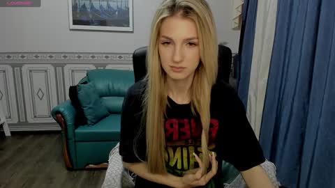 Leila Morriss online show from 12-02-24, 07:03