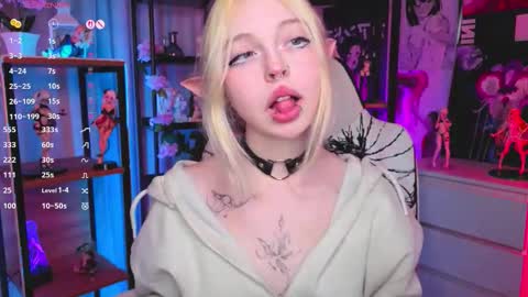 Leila online show from 11-01-25, 04:42