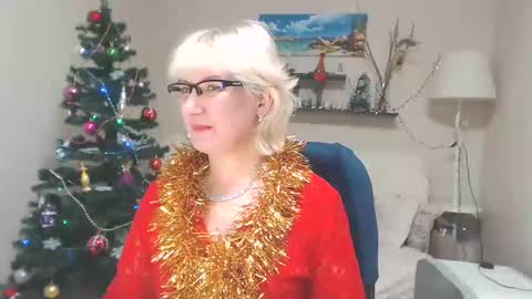 Leila Kinky online show from 01-04-25, 07:45