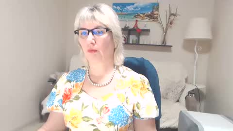 Leila Kinky online show from 02-25-25, 05:52