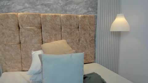 leilapons online show from 10-01-25, 06:03