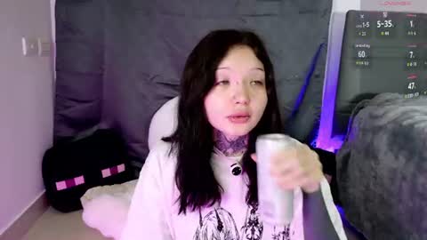 Snapshot of lein_bone chatting on 08-02-26, 10:52 Lein online show from 08-02-26, 10:52