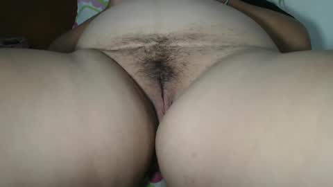 Snapshot of leishasoft1 chatting on 10-18-25, 03:13 pamela online show from 10-18-25, 03:13