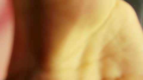 Snapshot of leja_ chatting on 10-19-25, 03:34 Leja online show from 10-19-25, 03:34