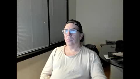 Snapshot of leland_allen chatting on 12-30-24, 05:48 Leland Allen online show from 12-30-24, 05:48