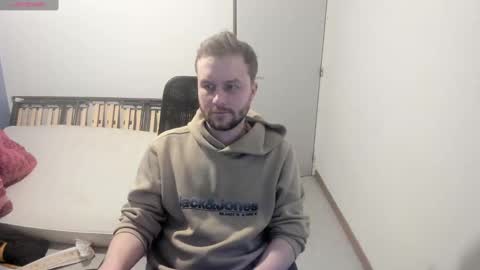 lelekoko online show from 01-31-25, 01:33