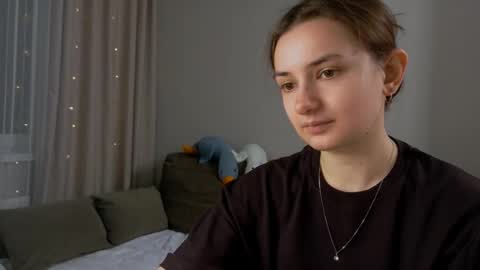 Snapshot of lelia_vibe chatting on 02-28-26, 04:19 Lelia online show from 02-28-26, 04:19