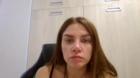 lena6122000 online show from 09-18-25, 11:18