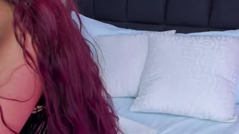 Snapshot of lena_clark chatting on 09-28-25, 07:58 L E N A online show from 09-28-25, 07:58