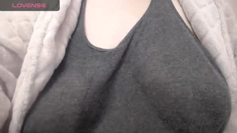 lenagolden online show from 01-31-25, 06:02