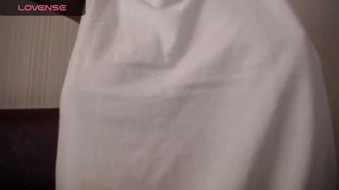 lenagolden online show from 10-07-25, 09:50