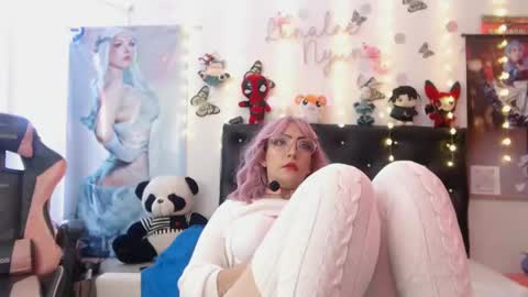 Snapshot of lenaleenyan chatting on 01-15-25, 08:16 lenaleenyan online show from 01-15-25, 08:16