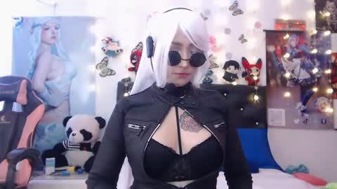 Snapshot of lenaleenyan chatting on 01-29-25, 12:22 lenaleenyan online show from 01-29-25, 12:22