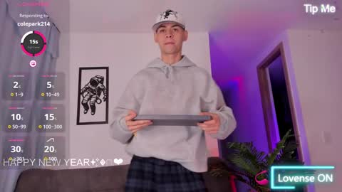 Lenner INDEPENDENT MODEL online show from 01-12-25, 05:45