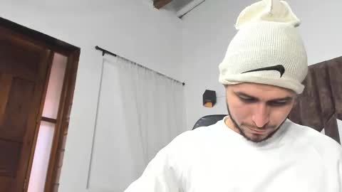 Snapshot of leo_carter1 chatting on 02-27-26, 03:45 leo_carter1 online show from 02-27-26, 03:45