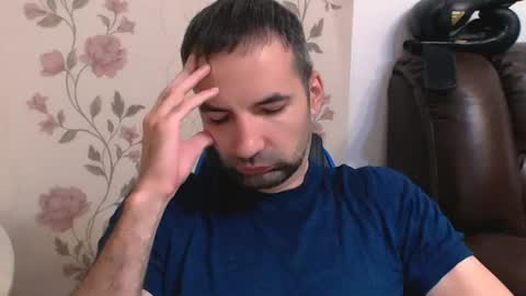Snapshot of leo_gianni chatting on 07-10-26, 05:45 Leo Gianni online show from 07-10-26, 05:45