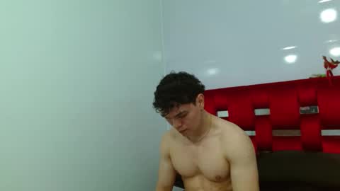 Snapshot of leo_morris chatting on 01-03-25, 04:06 leo_morris online show from 01-03-25, 04:06