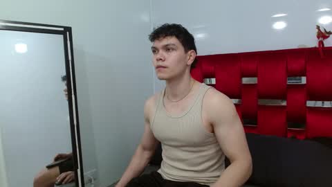 Snapshot of leo_morris chatting on 01-07-25, 12:20 leo_morris online show from 01-07-25, 12:20