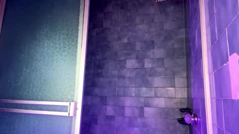 Leo online show from 11-07-25, 04:45